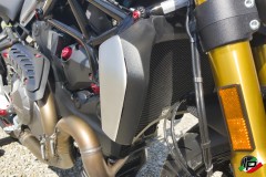 CNC Racing Khlergitter Wasserkhler Ducati Monster 821 & 1200, Hypermotard 950 & SS 939