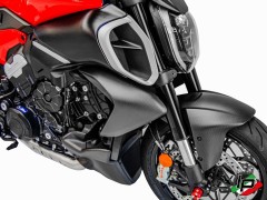 Ducabike Carbon Seitenabdeckung Wasserkhler Ducati Diavel V4
